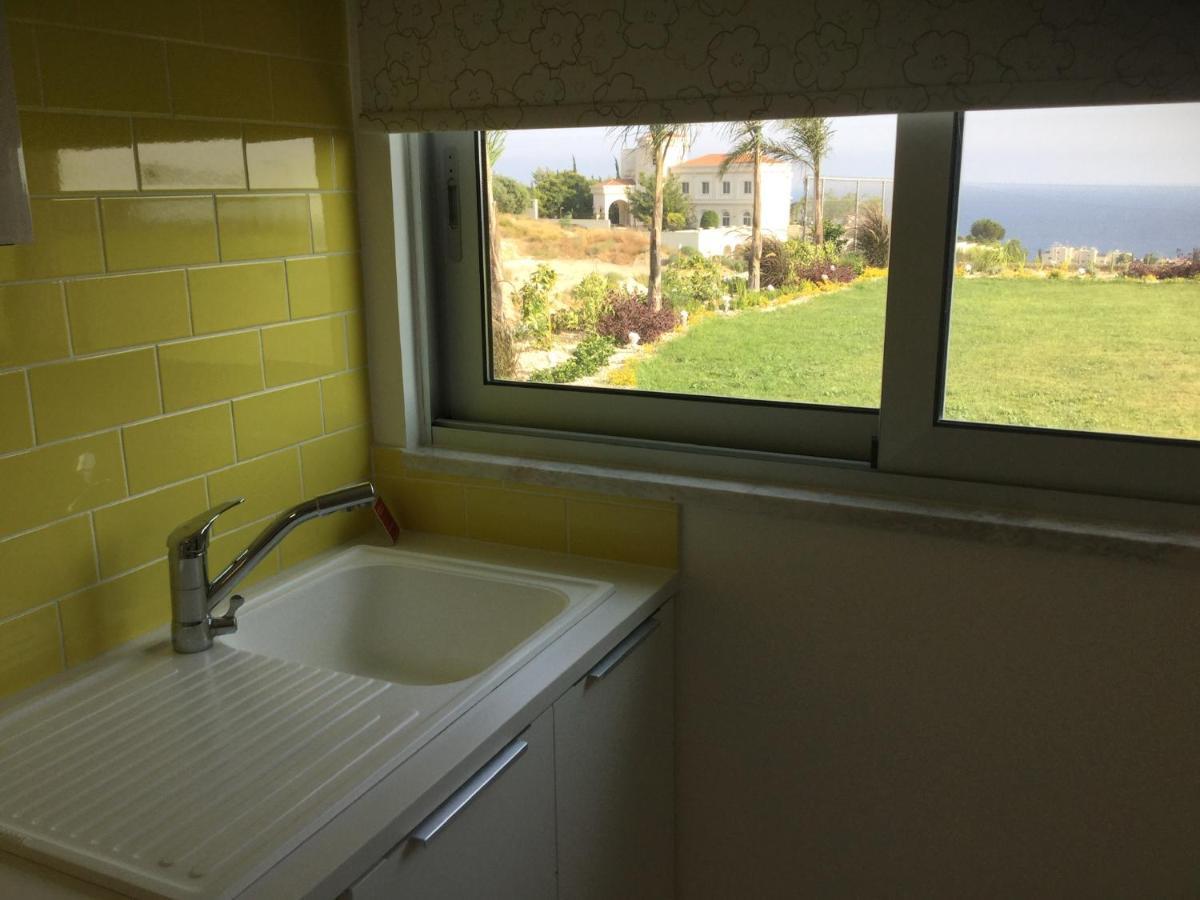 Yellow Studio Brand New Lemesos Exteriér fotografie